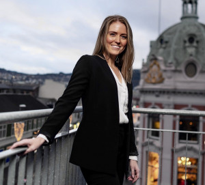 Advokat Mari Høiseth Gullikstad Advokat Mari Høiseth Gullikstad